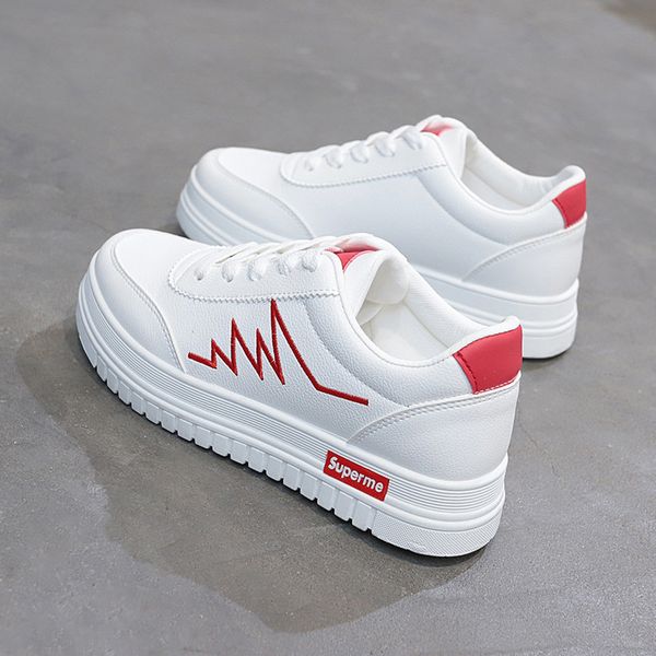 2021 soft bottom mens womens sports shoes skate red black silver moon women shoe fashion comfortable sneakers trainers size 35-40
2021 soft bottom mens womens sports shoes skate red black silver moon women shoe fashion comfortable sneakers trainers size 35-40