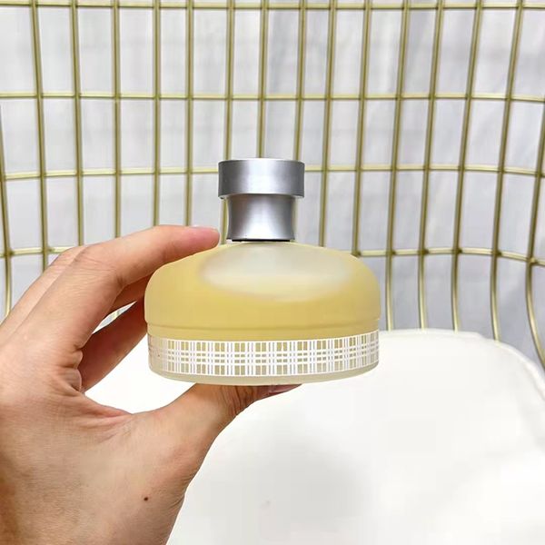 factory direct air freshener perfume for women weekend lady spray 100ml edp sweet citrus floral notes enchanting highest quality fast delive
factory direct air freshener perfume for women weekend lady spray 100ml edp sweet citrus floral notes enchanting highest quality fast delive