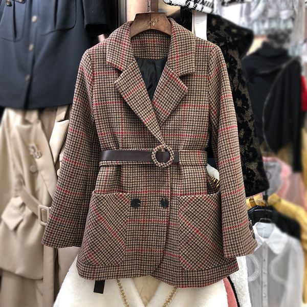 2021 autumn female new fashion style long sleeve plaid double lapel breasted belt lady of thin rc808 1tor, Black;brown
2021 autumn female new fashion style long sleeve plaid double lapel breasted belt lady of thin rc808 1tor, Black;brown