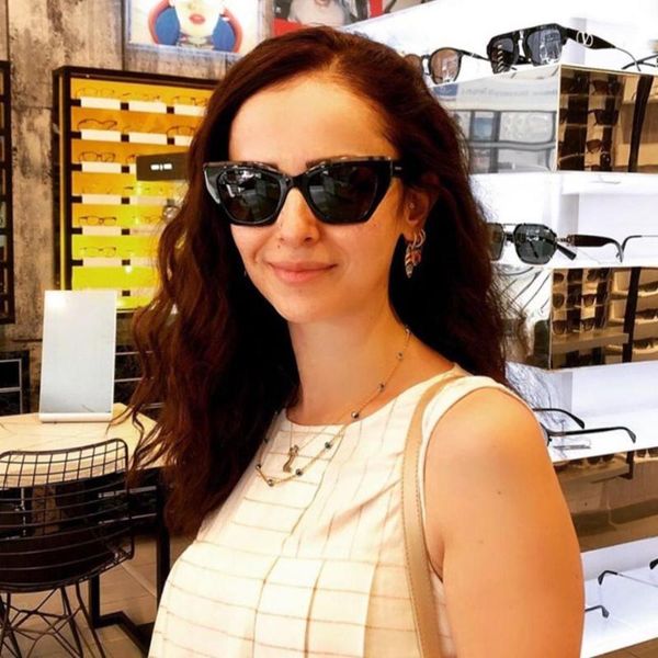 fashion sunglasses frames be4299 size 52-20-140 for lady eyewear professional cutomize prescription glasses myopia hyperopia progressive len, Black
fashion sunglasses frames be4299 size 52-20-140 for lady eyewear professional cutomize prescription glasses myopia hyperopia progressive len, Black