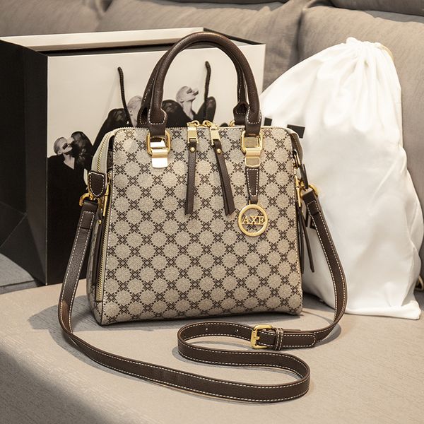 leather bags handbags crossbody women's full minority bag 2021 high-capacity high-grade handbag foreign style
leather bags handbags crossbody women's full minority bag 2021 high-capacity high-grade handbag foreign style