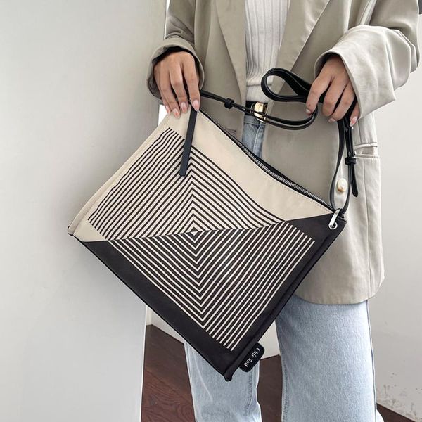 evening bags large capacity women's handbag casual canvas tote design travel shoulder shopping bag ladies everyday crossbody sac
evening bags large capacity women's handbag casual canvas tote design travel shoulder shopping bag ladies everyday crossbody sac