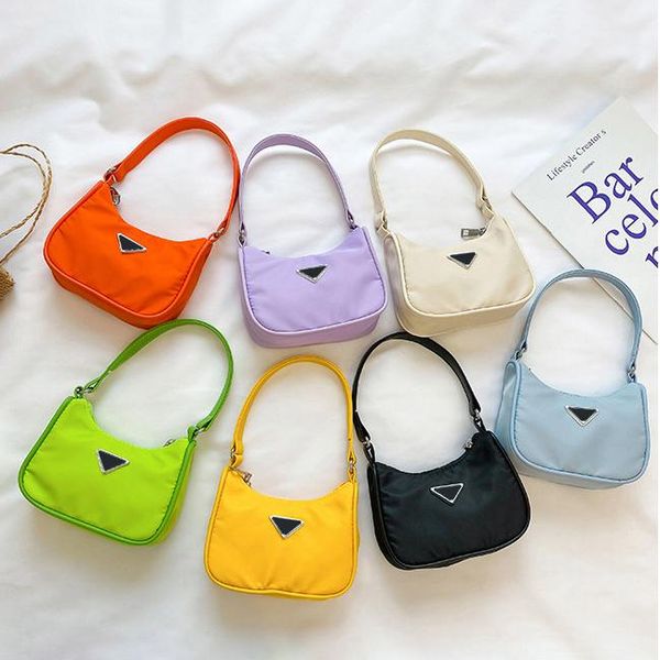 high-quality girls' handbags backpacks, children's fashion design, shoulder bags, cute letters, casual messenger accessories
high-quality girls' handbags backpacks, children's fashion design, shoulder bags, cute letters, casual messenger accessories