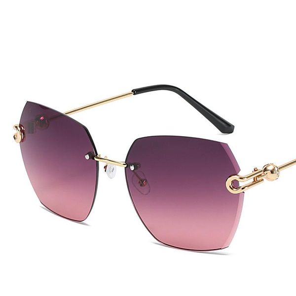 sunglasses 2021 fashion gradient women's ocean cutting trim lens metal arc temple female uv400 googles, White;black
sunglasses 2021 fashion gradient women's ocean cutting trim lens metal arc temple female uv400 googles, White;black