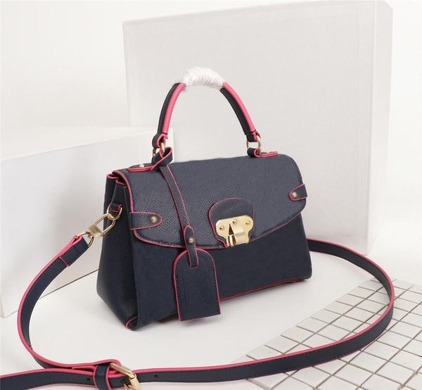 fashion bags luxury handbag shoulder bag soft embossed letters decorative design genuine leather handbags designerbag
fashion bags luxury handbag shoulder bag soft embossed letters decorative design genuine leather handbags designerbag