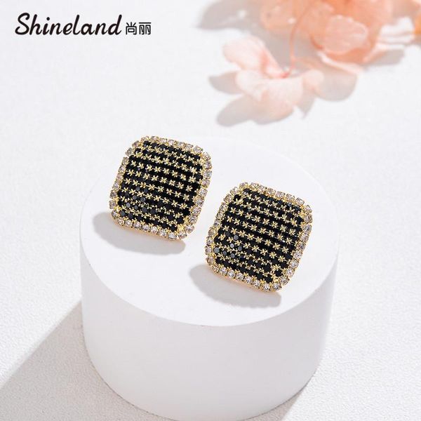 stud shineland 2021 elegant square black beads earrings for women zircon brincos fashion korean jewelry party gift high quality, Golden;silver
stud shineland 2021 elegant square black beads earrings for women zircon brincos fashion korean jewelry party gift high quality, Golden;silver