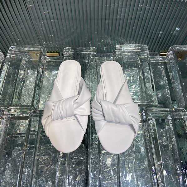 luxury designer women sandals 5 colors pretty dust bag shoes snake print slide spring summer wide flat sandal size 35-41 women slippers with, Black
luxury designer women sandals 5 colors pretty dust bag shoes snake print slide spring summer wide flat sandal size 35-41 women slippers with, Black