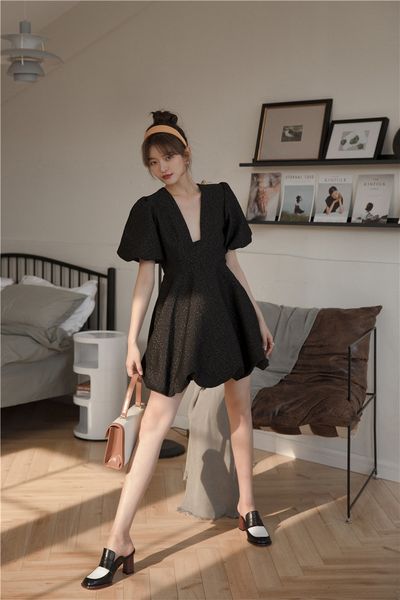 2021 new black deep v neck summer fashion ball gown ruched short sleeve tunic mini designer 68lk, Black;gray
2021 new black deep v neck summer fashion ball gown ruched short sleeve tunic mini designer 68lk, Black;gray