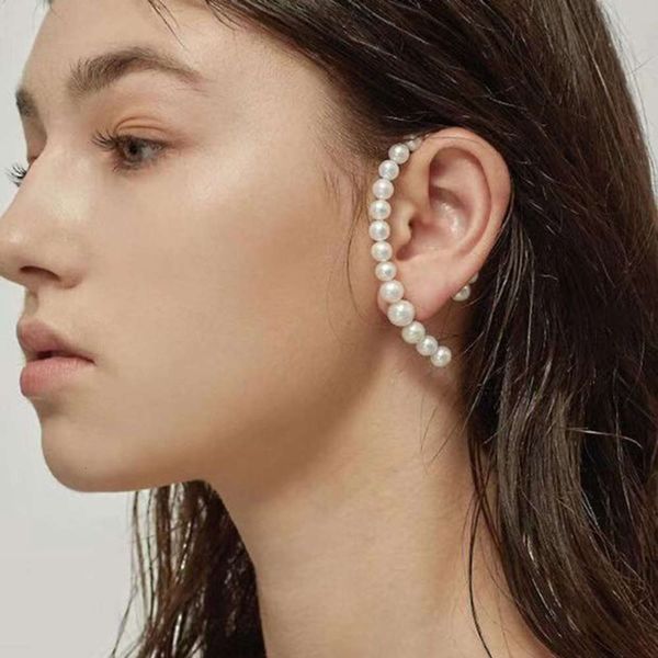 hbp fashion japanese and korean new french elegant exaggerated pearl earrings with simple temperament, Silver
hbp fashion japanese and korean new french elegant exaggerated pearl earrings with simple temperament, Silver