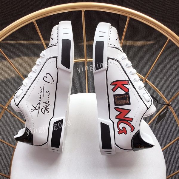 brand designer casual shoes womens men low sole canvas shoes leather black white original sole sneakers
brand designer casual shoes womens men low sole canvas shoes leather black white original sole sneakers