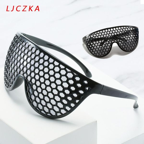 sunglasses vintage black punk oversized women fashion grid one piece glasses ladies big frame sun eyewear gafas uv400, White;black
sunglasses vintage black punk oversized women fashion grid one piece glasses ladies big frame sun eyewear gafas uv400, White;black