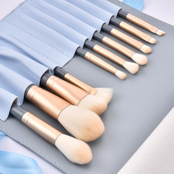 makeup brushes 10 pcs/set professional brush sets beginner blush loose powder eyeshadow foundation beauty cosmetic tools with bag
makeup brushes 10 pcs/set professional brush sets beginner blush loose powder eyeshadow foundation beauty cosmetic tools with bag