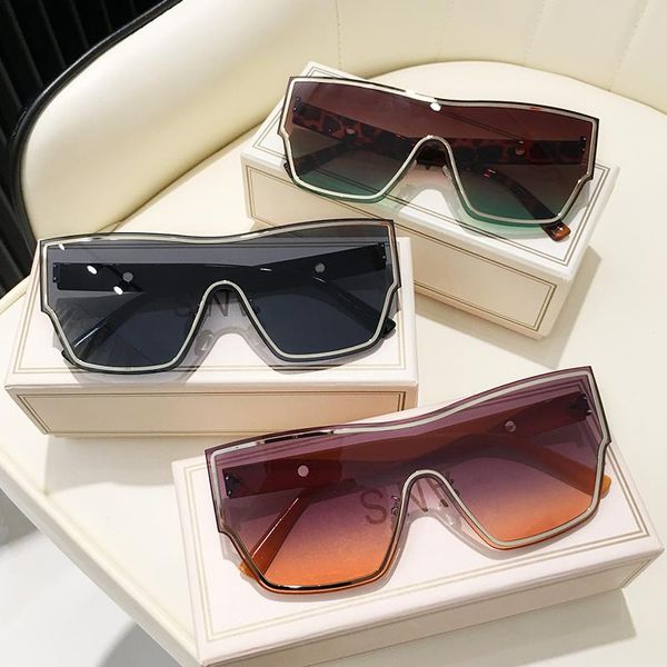 sunglasses 2021 women or men eyewear gradient brown pink rimless sun glasses for female gift brand designer uv400, White;black
sunglasses 2021 women or men eyewear gradient brown pink rimless sun glasses for female gift brand designer uv400, White;black