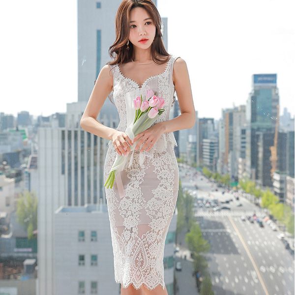 new arrival fashion party women elegant summer v-neck strap perspective simple temperament ol white slim pencil dress bh5v, White;black
new arrival fashion party women elegant summer v-neck strap perspective simple temperament ol white slim pencil dress bh5v, White;black