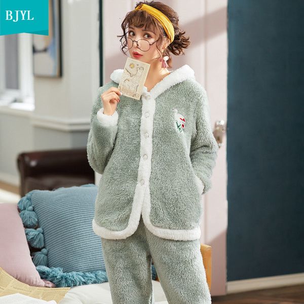 2021 new pajamas women autumn winter sweet and lovely korean version of coral fleece warm plus veet thick flannel home service suit kohj, White
2021 new pajamas women autumn winter sweet and lovely korean version of coral fleece warm plus veet thick flannel home service suit kohj, White