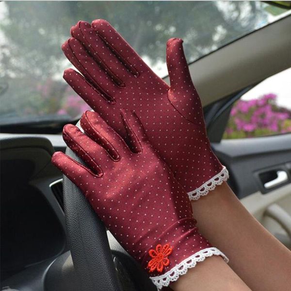 five fingers gloves elastic fashion anti-skid spandex spring lace breathable sunscreen women driving dots, Blue;gray
five fingers gloves elastic fashion anti-skid spandex spring lace breathable sunscreen women driving dots, Blue;gray