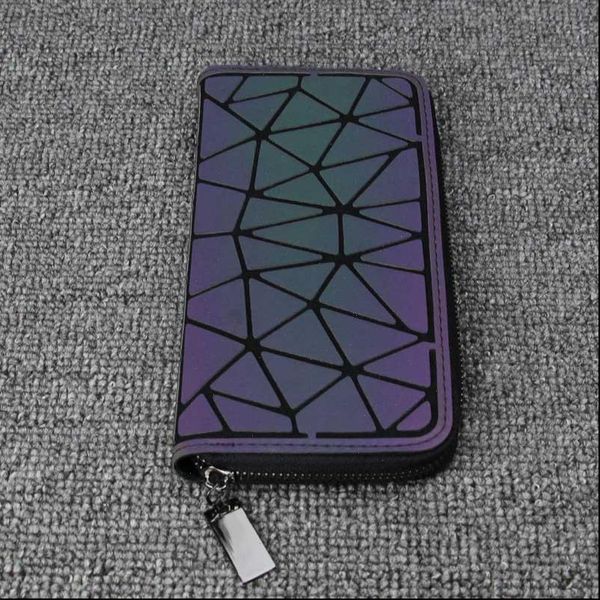 long women wallets geometric lattice luminous wallet lutch purse bao teira feminina de marca famosa, Red;black
long women wallets geometric lattice luminous wallet lutch purse bao teira feminina de marca famosa, Red;black