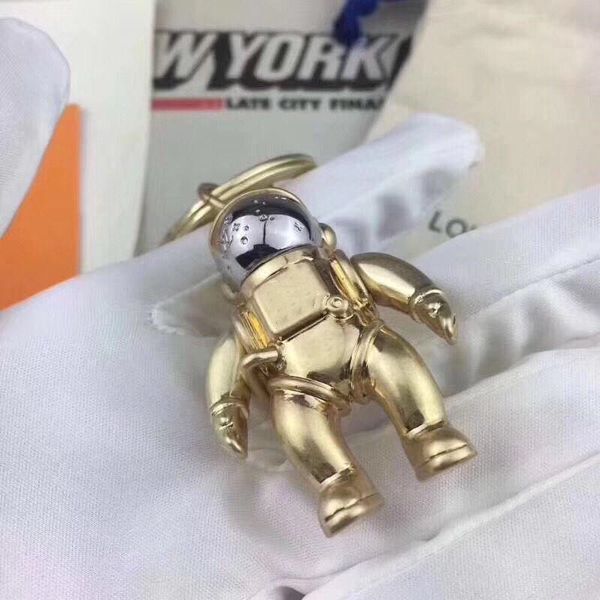 fashion woman mans keychains alloy fashionable handmade keychain alloy stylish car key buckle with box, Silver
fashion woman mans keychains alloy fashionable handmade keychain alloy stylish car key buckle with box, Silver