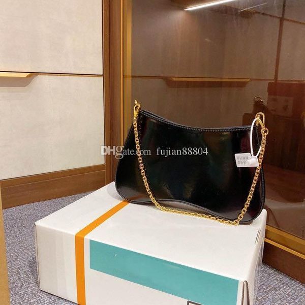 luxurys designers chain bags women handbag purses shoulder messenger black glossy genuine leather bag fashion trend
luxurys designers chain bags women handbag purses shoulder messenger black glossy genuine leather bag fashion trend