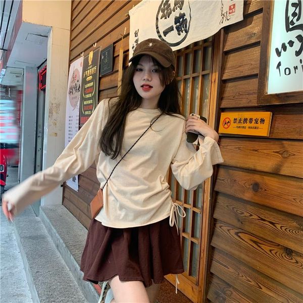 women's shorts designed slit long-sleeved t-shirt and high-waisted puffy women, White;black
women's shorts designed slit long-sleeved t-shirt and high-waisted puffy women, White;black
