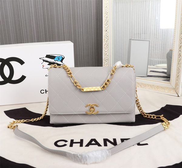 leather handbag with box and chain bag ladies luxury fashion designer bag female clutch bag classic high-quality girl's handbag
leather handbag with box and chain bag ladies luxury fashion designer bag female clutch bag classic high-quality girl's handbag