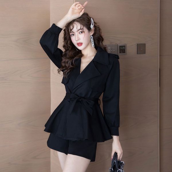 new arrival black slim v-neck jacket and short pants temperamental work style two pieces women sets mz1z, White
new arrival black slim v-neck jacket and short pants temperamental work style two pieces women sets mz1z, White