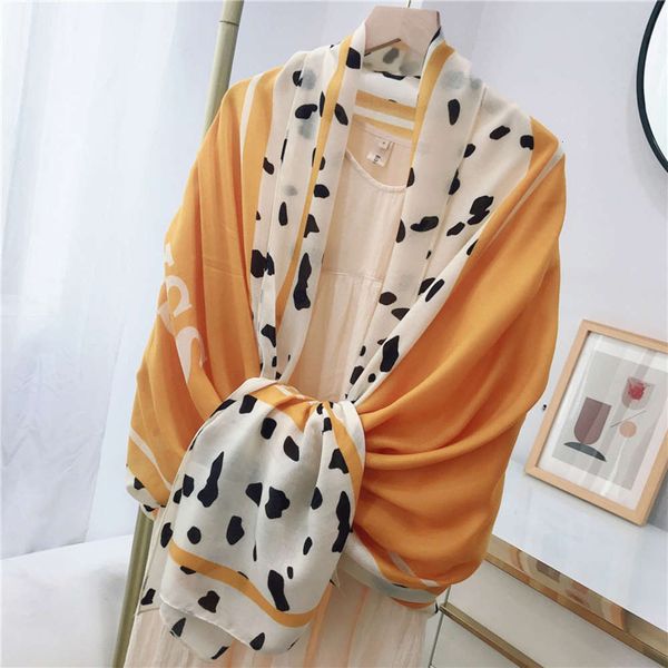 shawl with fashionable spring autumn women's cotton and hemp dual purpose, thin winter silk scarf, long scarf, Blue;black
shawl with fashionable spring autumn women's cotton and hemp dual purpose, thin winter silk scarf, long scarf, Blue;black