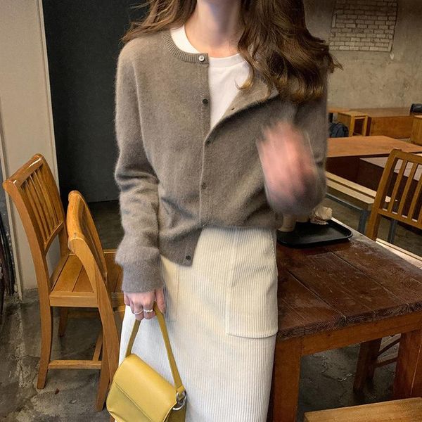women's jackets spring and autumn round neck cashmere cardigan loose knit bottomed sweater korean version folding short coat, Black;brown
women's jackets spring and autumn round neck cashmere cardigan loose knit bottomed sweater korean version folding short coat, Black;brown