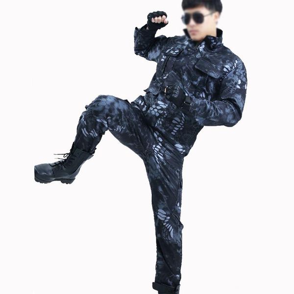 men's tracksuits outdoor camouflage suit 2021 spring and autumn men's labor protection welder wear-resistant overalls, Gray
men's tracksuits outdoor camouflage suit 2021 spring and autumn men's labor protection welder wear-resistant overalls, Gray