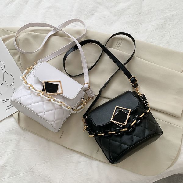 texture popular bucket diagonal bag women's 2021 new foreign style lingge portable shoulder
texture popular bucket diagonal bag women's 2021 new foreign style lingge portable shoulder