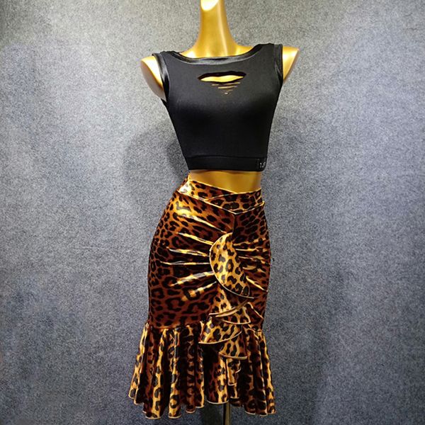 new latin dance women dance costume comfort summer vest black navel flamengo female dance clothes women vdb449, Black;red
new latin dance women dance costume comfort summer vest black navel flamengo female dance clothes women vdb449, Black;red