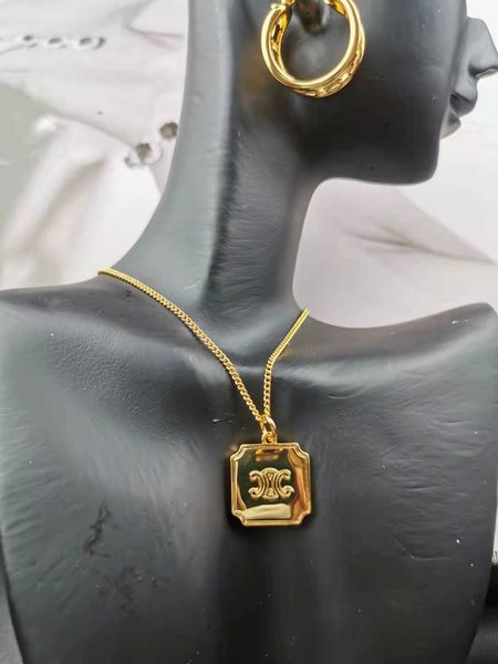 new arc de clavicle chain square french style temperament shield necklace female, Silver
new arc de clavicle chain square french style temperament shield necklace female, Silver