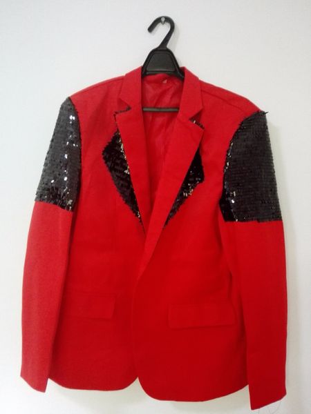 sparkly black sequins red blazers men singer host stage outfit formal prom party costume fashion slim male casual coat outerwear, Black;red
sparkly black sequins red blazers men singer host stage outfit formal prom party costume fashion slim male casual coat outerwear, Black;red
