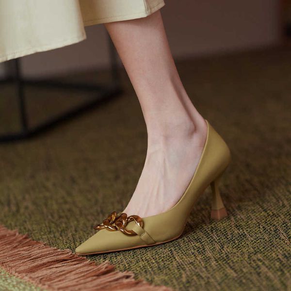 sheep high heels 2021 autumn ins metal chain shallow mouth thin heel sho korean temperament pointed
sheep high heels 2021 autumn ins metal chain shallow mouth thin heel sho korean temperament pointed
