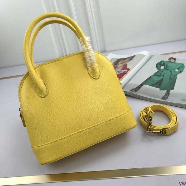 luxurys quality fast designers ville bb shell handbags shoulder bag women tote leather fashion genuine crossbody shipping bsnma, Red;black
luxurys quality fast designers ville bb shell handbags shoulder bag women tote leather fashion genuine crossbody shipping bsnma, Red;black