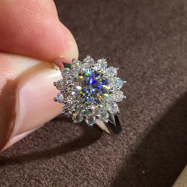 wedding rings classic female white zircon stone ring cute gold silver color engagement charm bride crystal flower for women, Slivery;golden
wedding rings classic female white zircon stone ring cute gold silver color engagement charm bride crystal flower for women, Slivery;golden
