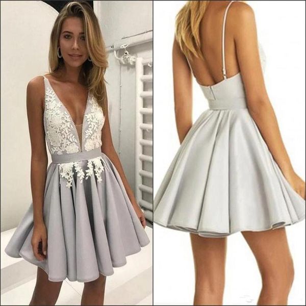 party dresses women chiffon short homecoming v neck spaghetti strap graduation dress appliques backless prom gowns, White;black
party dresses women chiffon short homecoming v neck spaghetti strap graduation dress appliques backless prom gowns, White;black