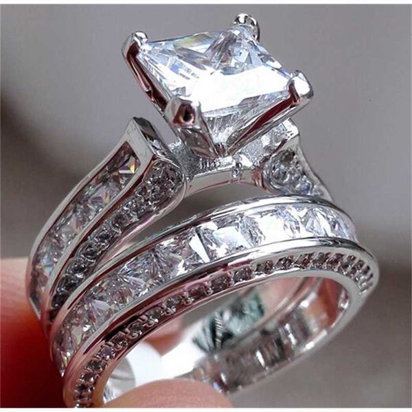 wholesale -real fine luxury jewelry princess cut 7.5mm white gold simulated diamond wedding engagement party women rings, Golden;silver
wholesale -real fine luxury jewelry princess cut 7.5mm white gold simulated diamond wedding engagement party women rings, Golden;silver