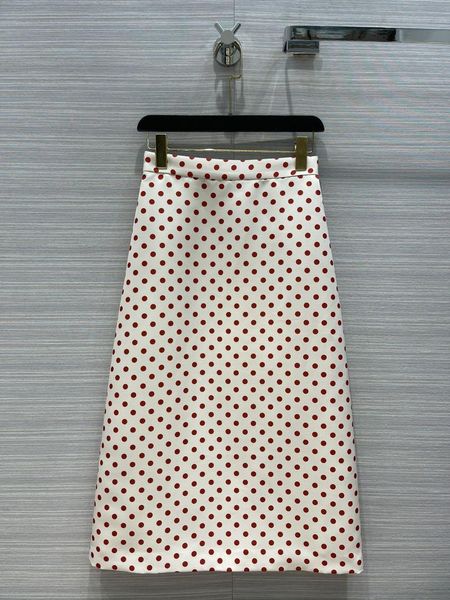 high-end brand skirts women 2021 early spring new sweet red polka dot print polyester shirt fashion high waist slim a-line skirt, Black 
high-end brand skirts women 2021 early spring new sweet red polka dot print polyester shirt fashion high waist slim a-line skirt, Black