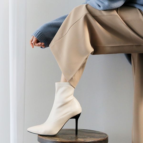 mode boots toe stiletto shoes leap autumn and winter size 33-42 p77r, Black
mode boots toe stiletto shoes leap autumn and winter size 33-42 p77r, Black