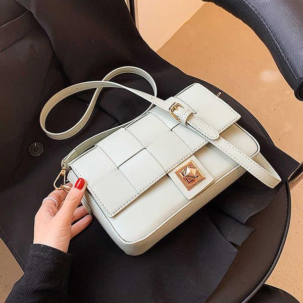 evening bags weave design small pu leather flap crossbody for beautiful women 2021 trend female shoulder handbags and purses
evening bags weave design small pu leather flap crossbody for beautiful women 2021 trend female shoulder handbags and purses