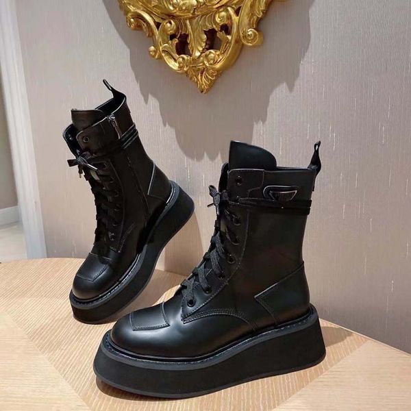 women rois boots designers ankle martin chaelsea boot classic leather booties military inspired combat shoes original box, Black
women rois boots designers ankle martin chaelsea boot classic leather booties military inspired combat shoes original box, Black
