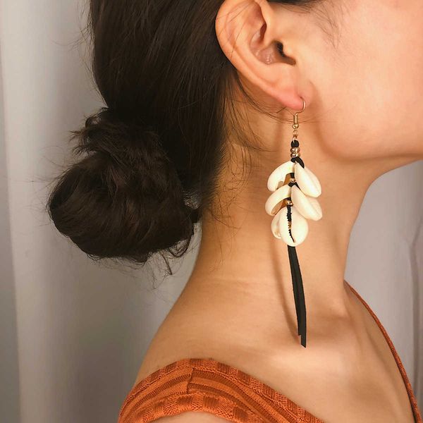 jewelry personality temperament business korean velvet women's simple long shell tassel earrings, Silver
jewelry personality temperament business korean velvet women's simple long shell tassel earrings, Silver