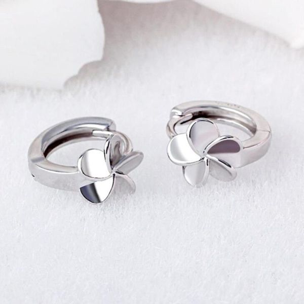 hoop & huggie caoshi cute silver color flower shaped small earrings for women temperament sweet romantic jewelry good quality wholesale, Golden;silver
hoop & huggie caoshi cute silver color flower shaped small earrings for women temperament sweet romantic jewelry good quality wholesale, Golden;silver