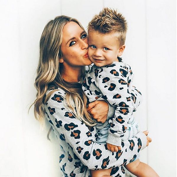 family matching outfits mommy and me clothes fashion leopard hoodies women kids boy girls sweatshirt hoody family clothing, White
family matching outfits mommy and me clothes fashion leopard hoodies women kids boy girls sweatshirt hoody family clothing, White