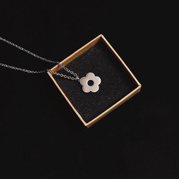 pendant necklaces fashion necklace for women simple alloy flower round bead chain not fade perfect birthday girl's gifts, Silver
pendant necklaces fashion necklace for women simple alloy flower round bead chain not fade perfect birthday girl's gifts, Silver