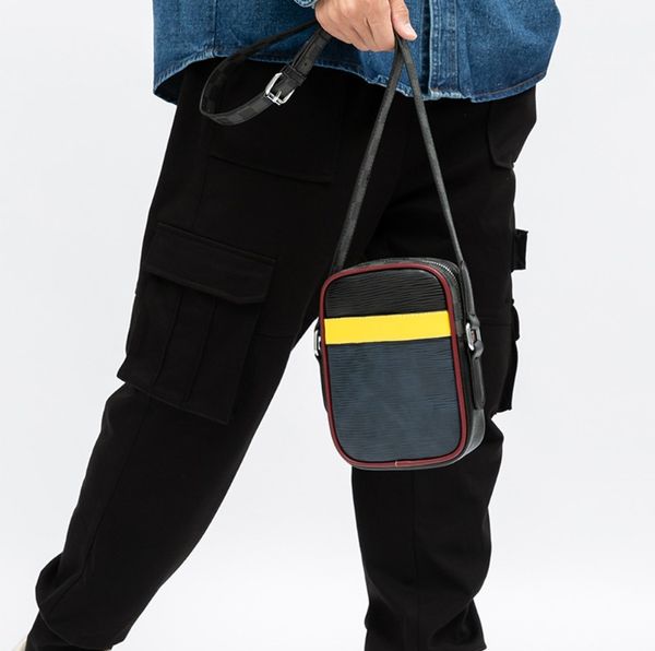 men's luxurys handbag vintage trends leather retro messenger bags stylish casual male crossbody designer shoulder bag mens day packs
men's luxurys handbag vintage trends leather retro messenger bags stylish casual male crossbody designer shoulder bag mens day packs