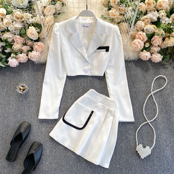2021 spring new arrivals solid neck engraved long sleeve tall waist suit shorts two pieces se gfj4, Black;white
2021 spring new arrivals solid neck engraved long sleeve tall waist suit shorts two pieces se gfj4, Black;white