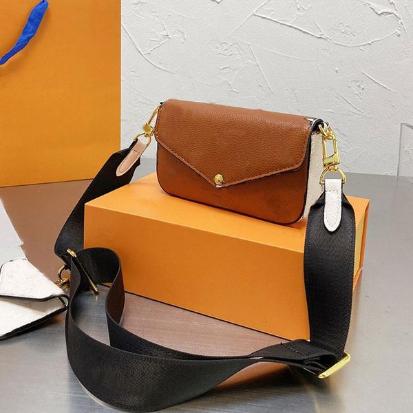messenger bags flap purse women card bag fashion plain two piece set printed letters grain leather hasp detachable wide shoulder strap brown, Black;red
messenger bags flap purse women card bag fashion plain two piece set printed letters grain leather hasp detachable wide shoulder strap brown, Black;red
