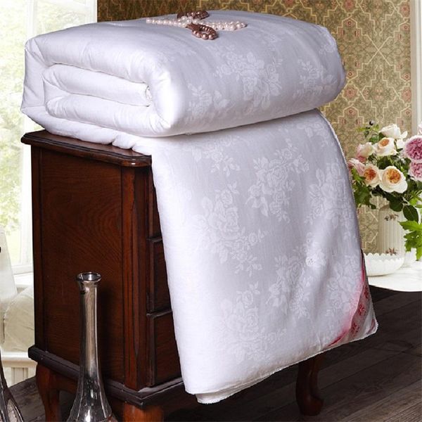 comforters & sets chinese handmade 100% long mulberry silk quilt jacquard cotton cover fabric duvet for 4 seasons handwork positining blanke
comforters & sets chinese handmade 100% long mulberry silk quilt jacquard cotton cover fabric duvet for 4 seasons handwork positining blanke